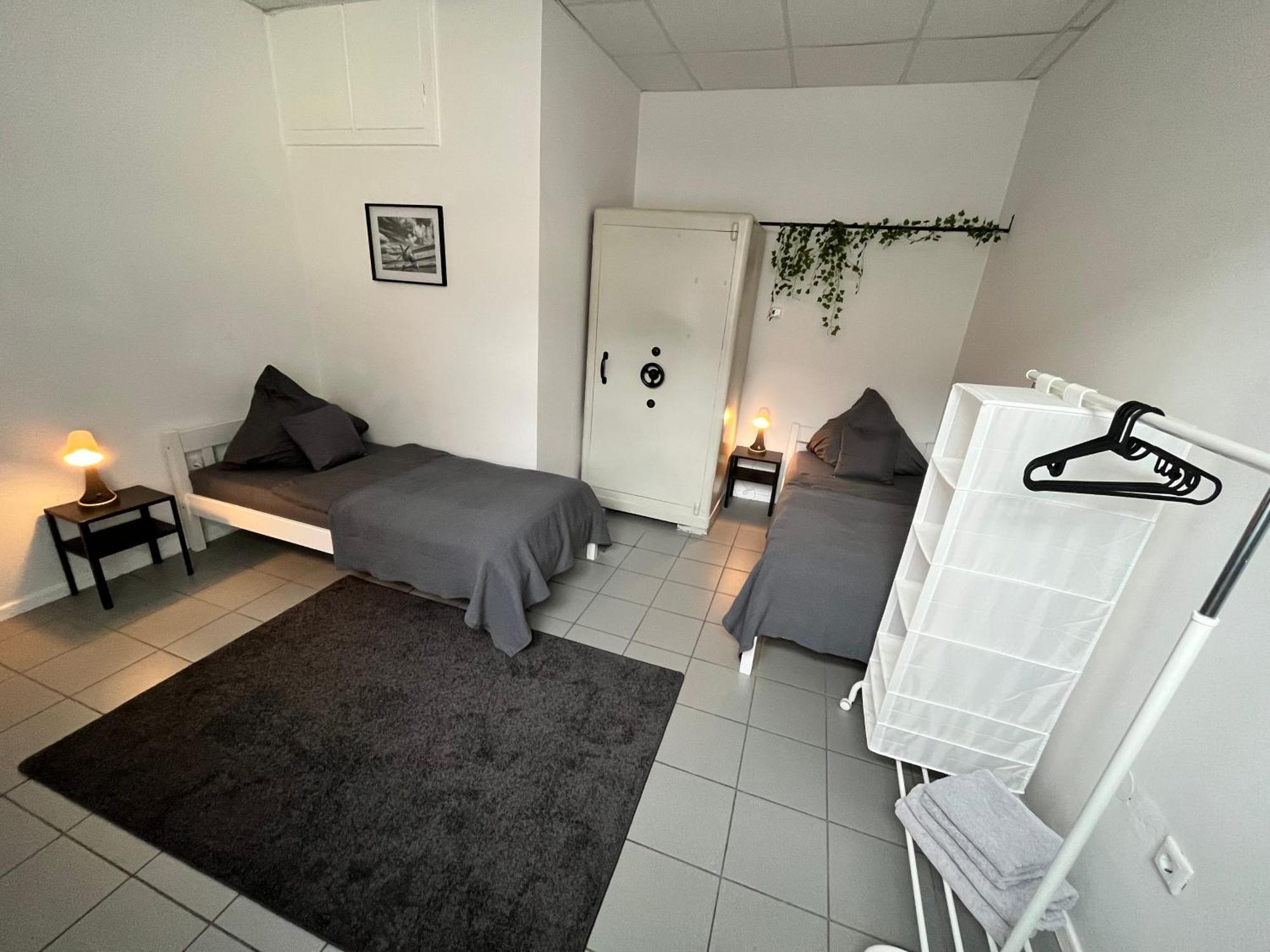 Apartment Central 10D 55Qm Wi-Fi Free Parking Calm Back House Dortmund Exterior photo